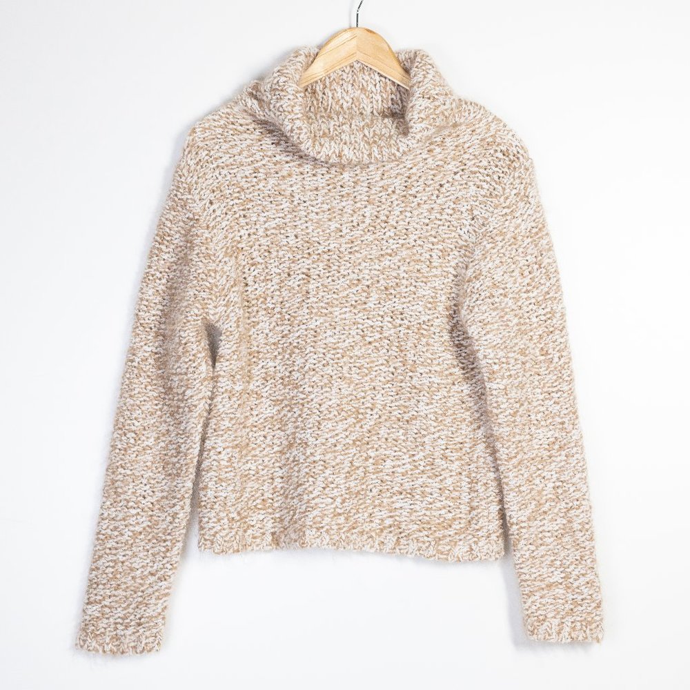 Vintage neutral chunky knit turtleneck sweater
